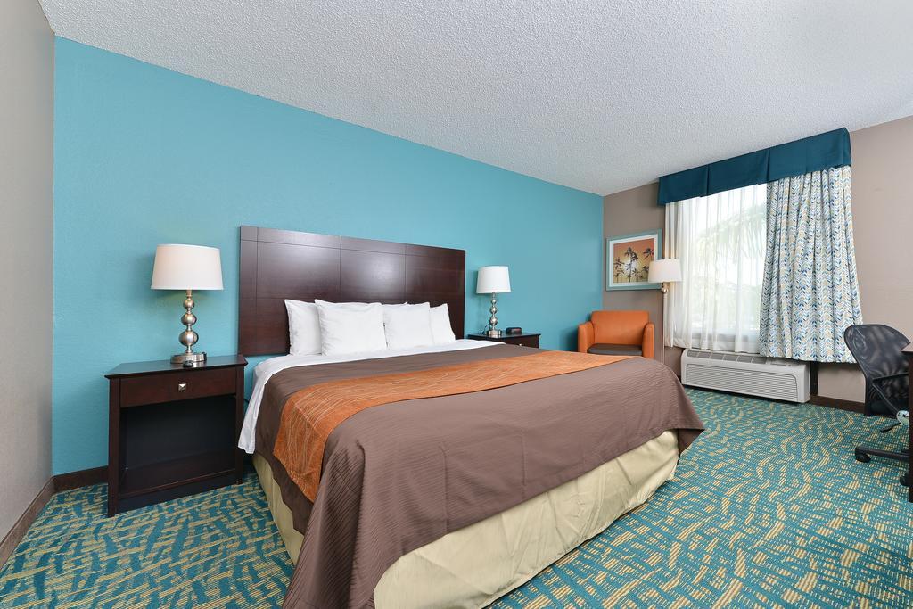 Comfort Inn & Suites Fort Lauderdale West Turnpike Lauderdale Lakes Exterior foto